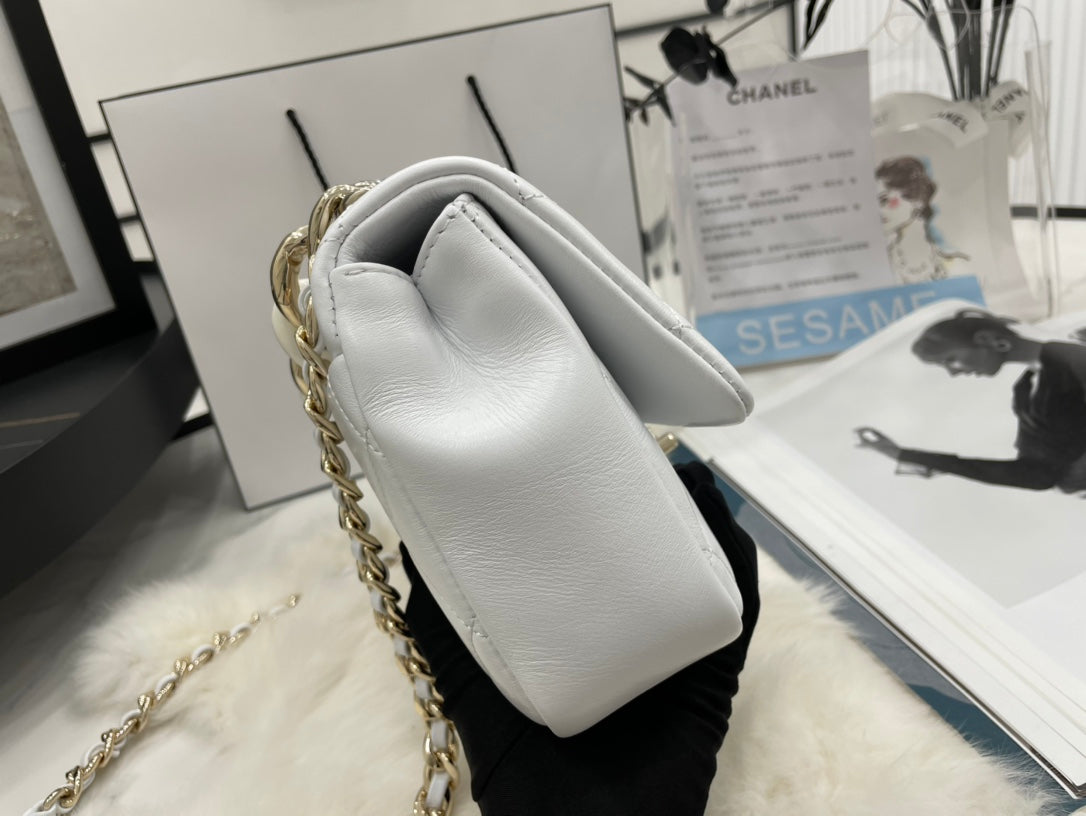 Chanel - Luxury Bag - CHL - 681