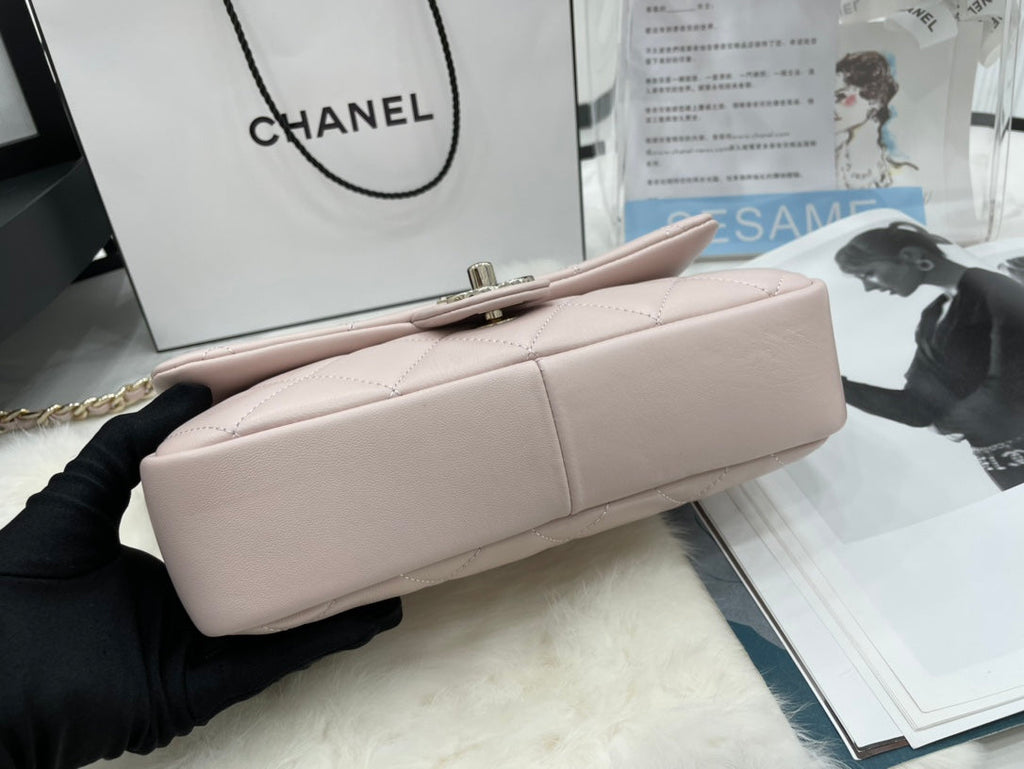 Chanel - Luxury Bag - CHL - 682