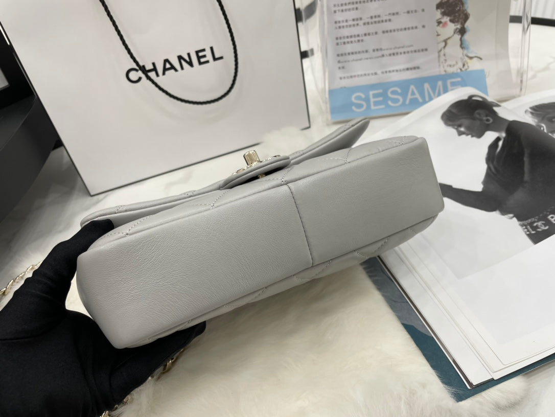 Chanel - Luxury Bag - CHL - 084