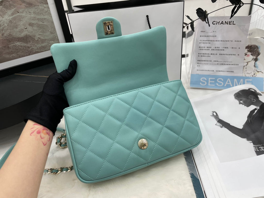 Chanel - Luxury Bag - CHL - 683