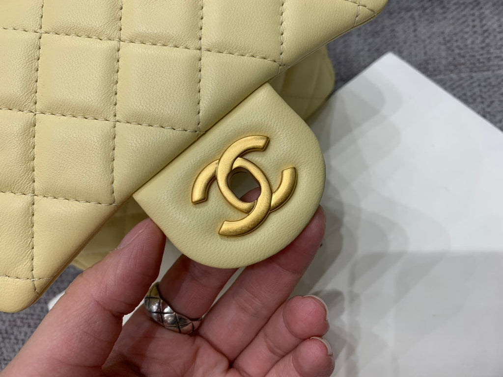 Chanel - Luxury Bag - CHL - 1025