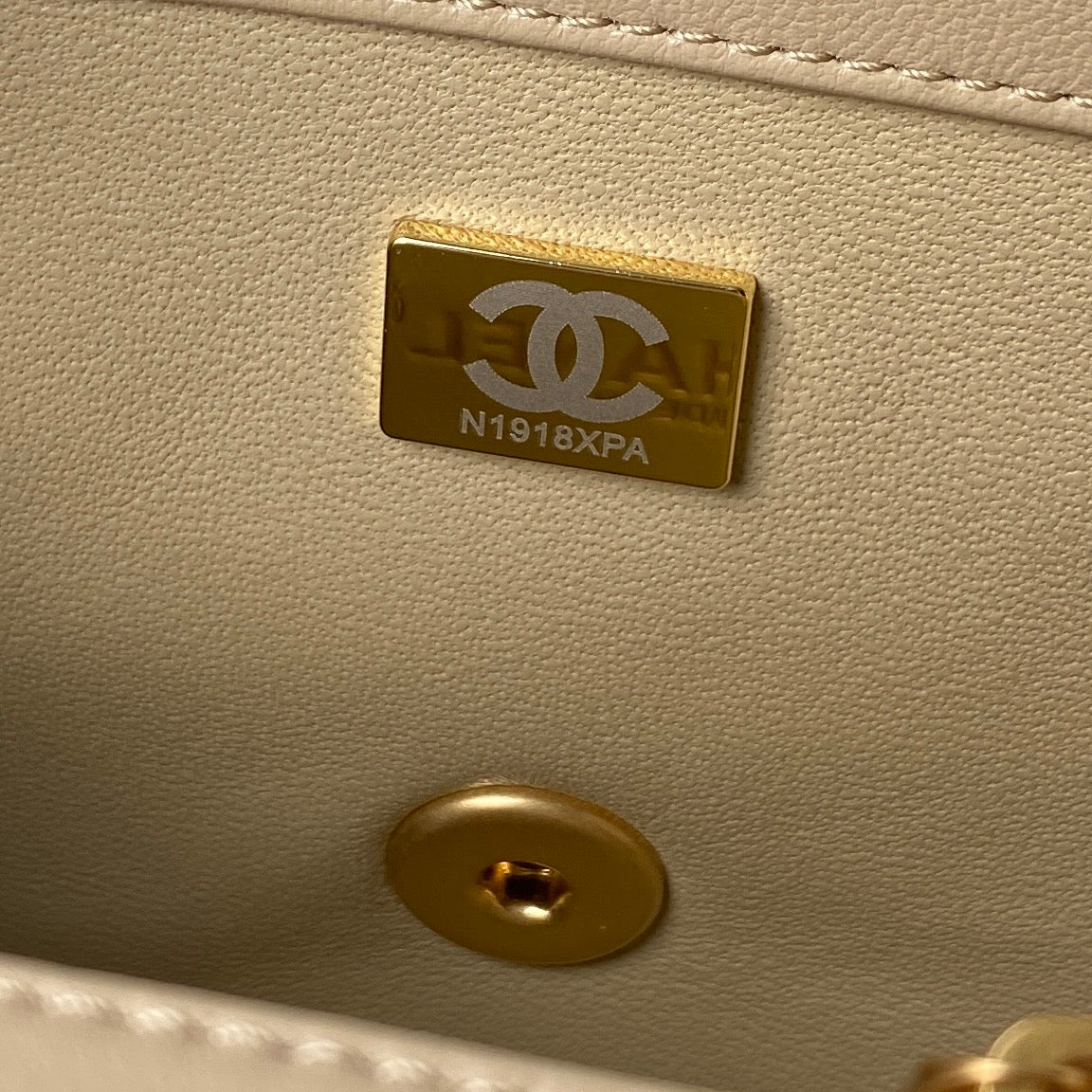 Chanel - Luxury Bag - CHL - 527