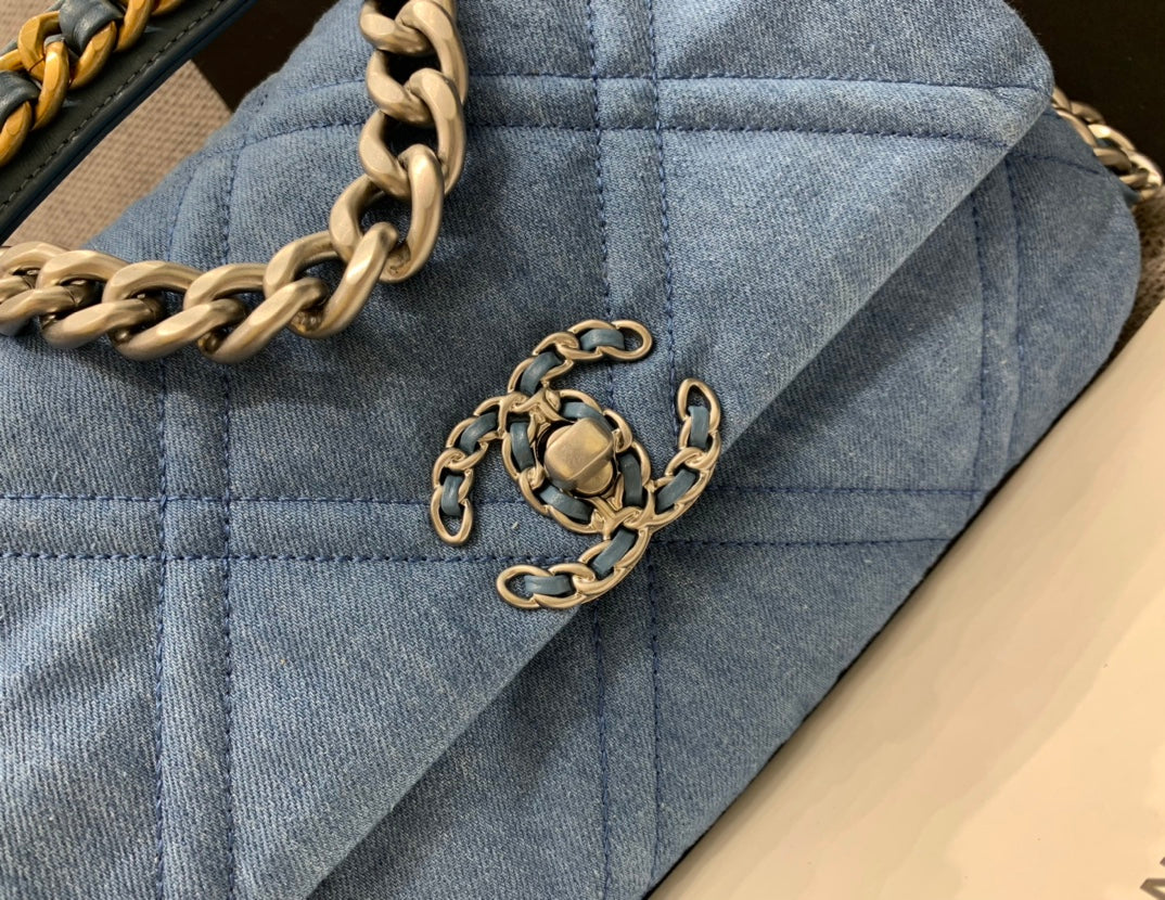 Chanel - Luxury Bag - CHL - 1035