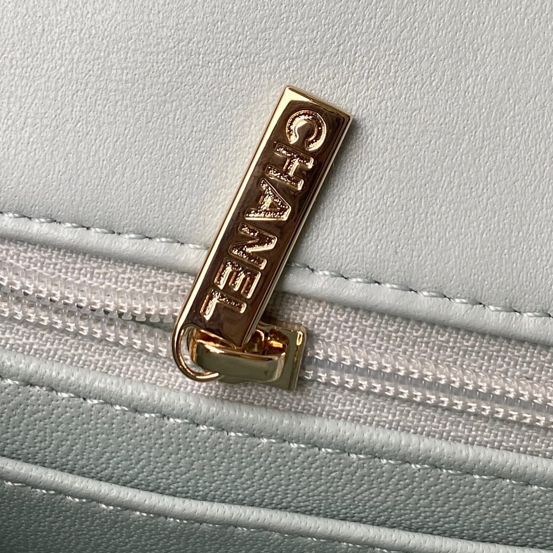 Chanel - Luxury Bag - CHL - 690