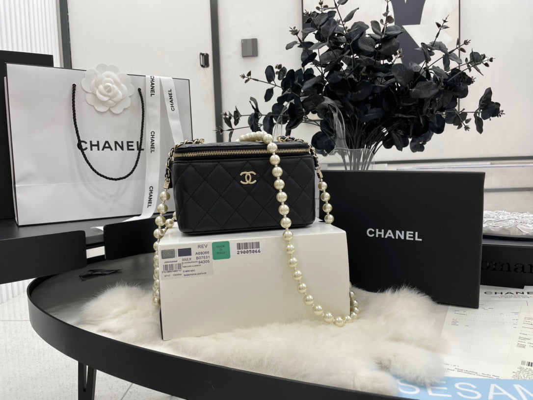 Chanel - Luxury Bag - CHL - 1121