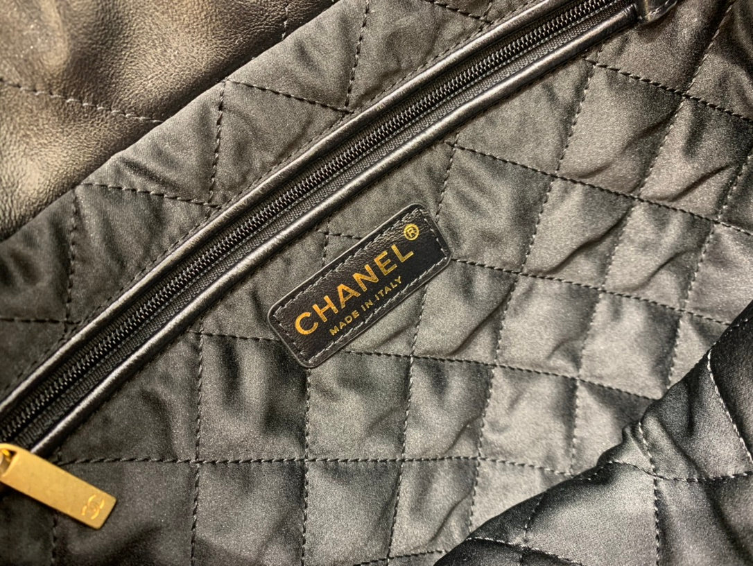 Chanel - Luxury Bag - CHL - 985