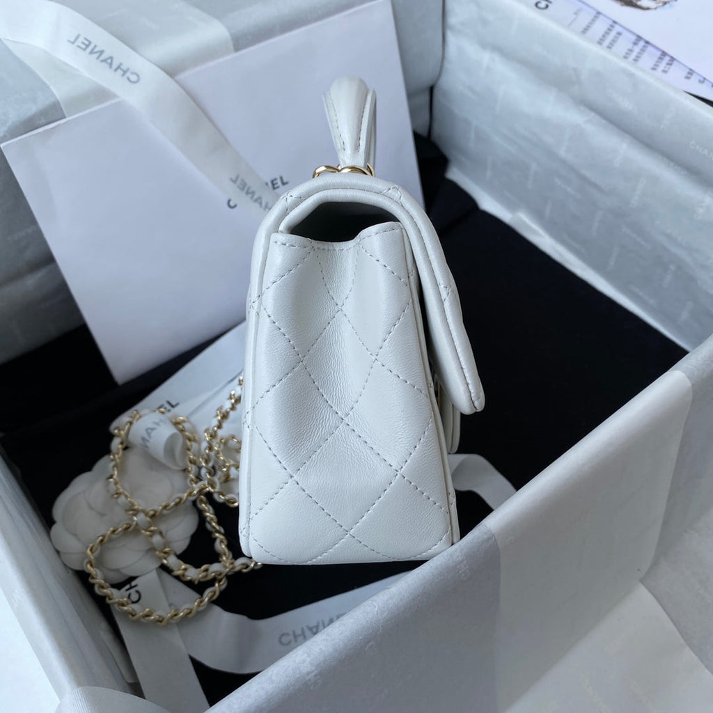 Chanel - Luxury Bag - CHL - 687