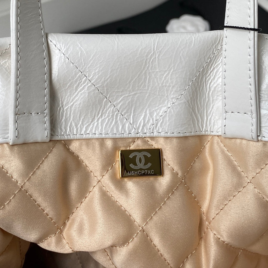 Chanel - Luxury Bag - CHL - 975