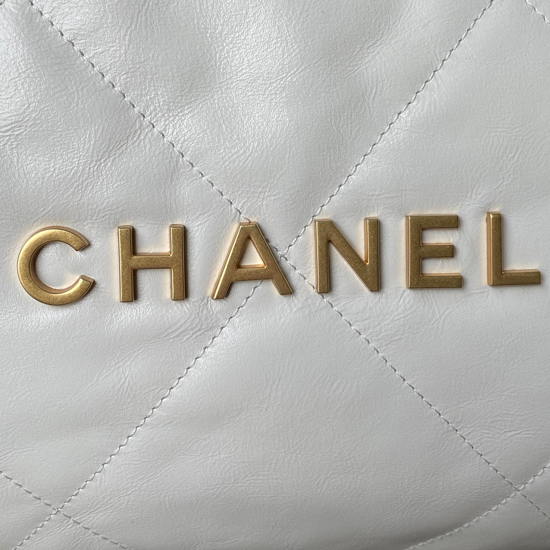 Chanel - Luxury Bag - CHL - 975