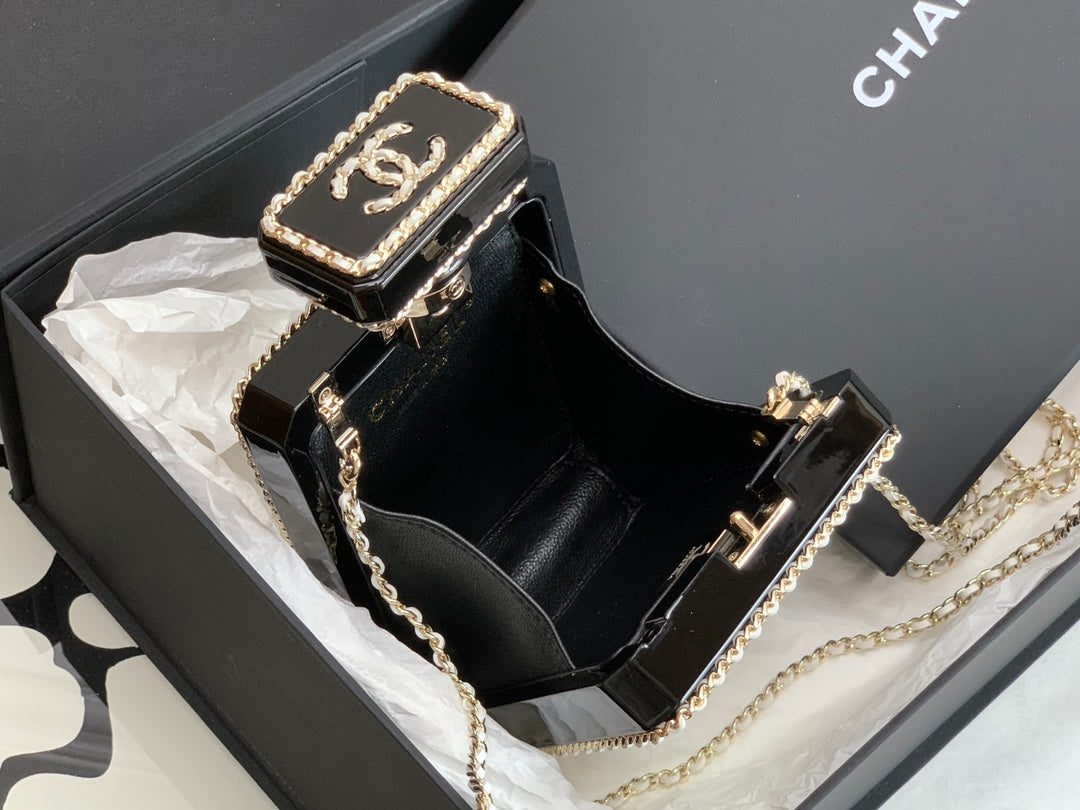 Chanel - Luxury Bag - CHL - 996