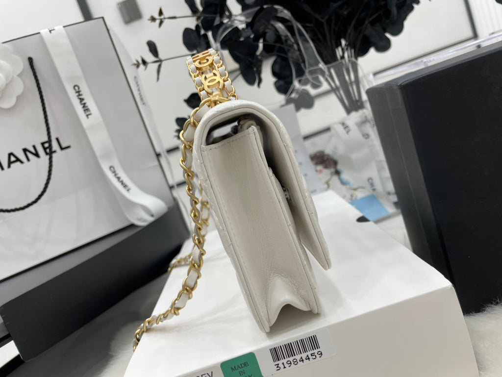 Chanel - Luxury Bag - CHL - 497