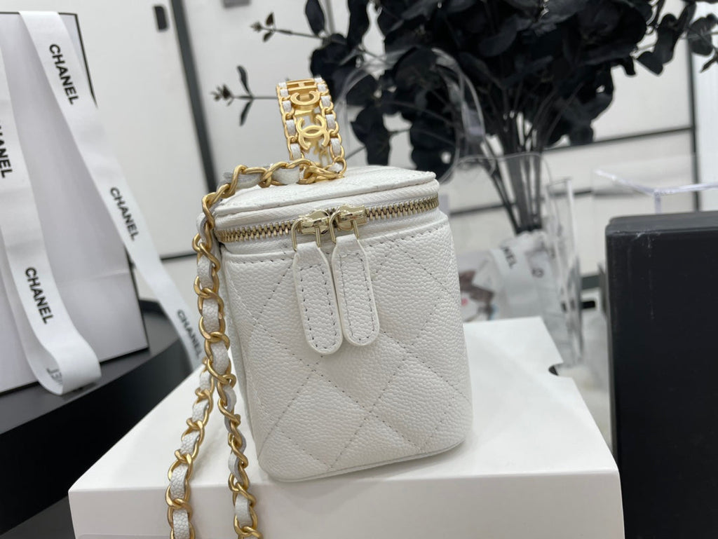 Chanel - Luxury Bag - CHL - 756