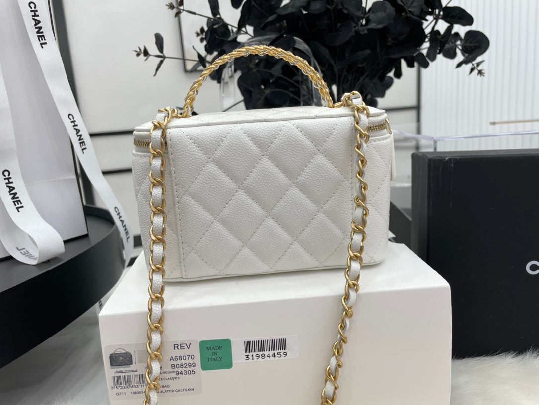 Chanel - Luxury Bag - CHL - 756