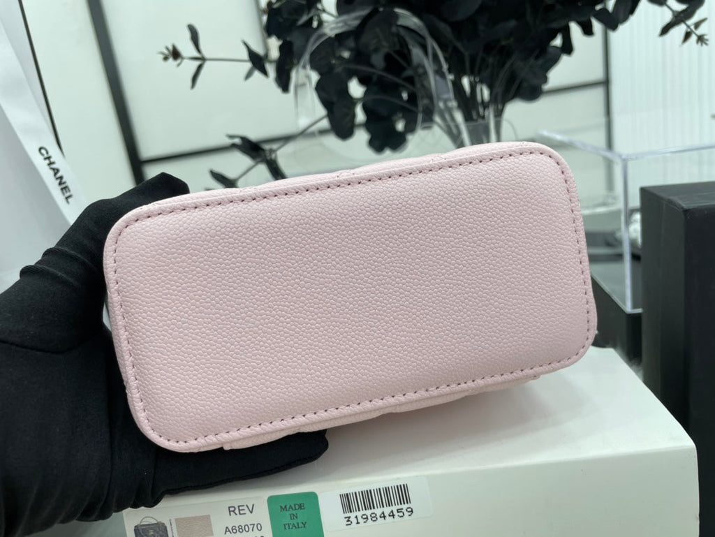 Chanel - Luxury Bag - CHL - 509