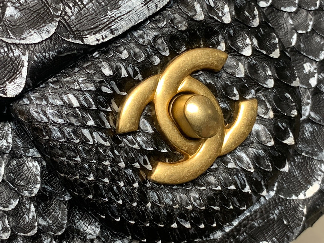 Chanel - Luxury Bag - CHL - 1115