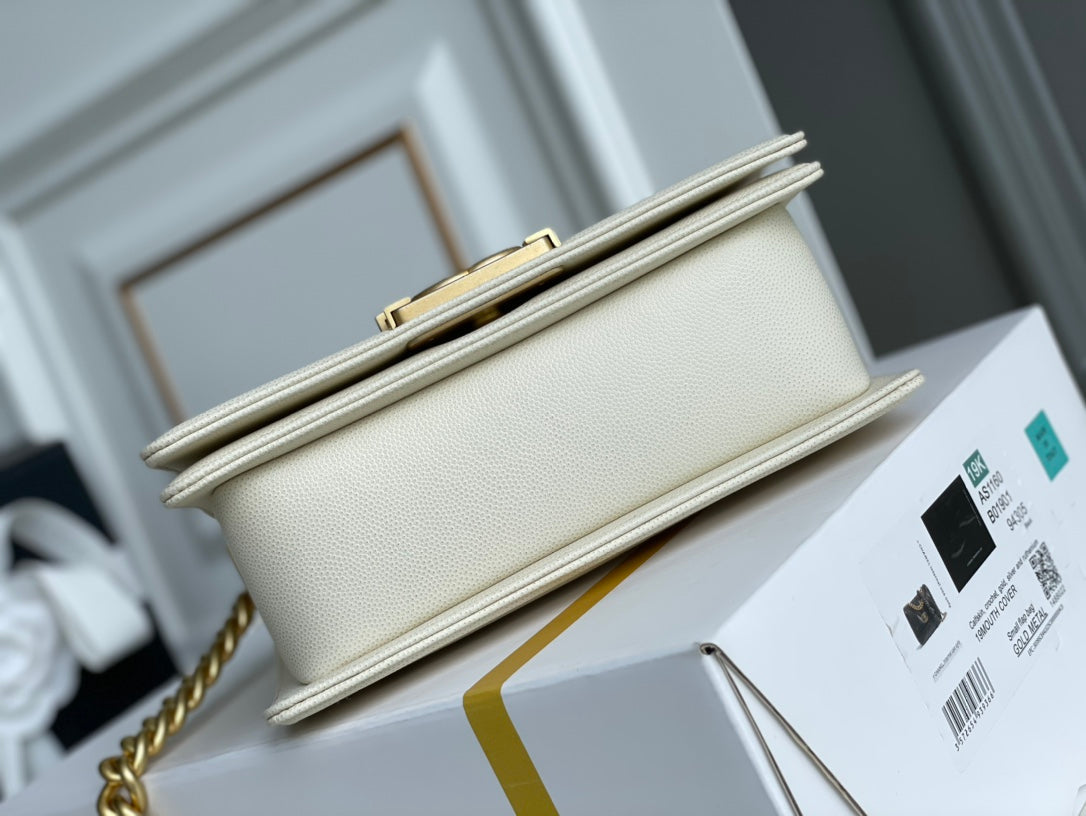 Chanel - Luxury Bag - CHL - 957