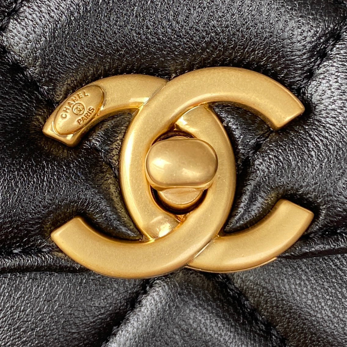 Chanel - Luxury Bag - CHL - 1109