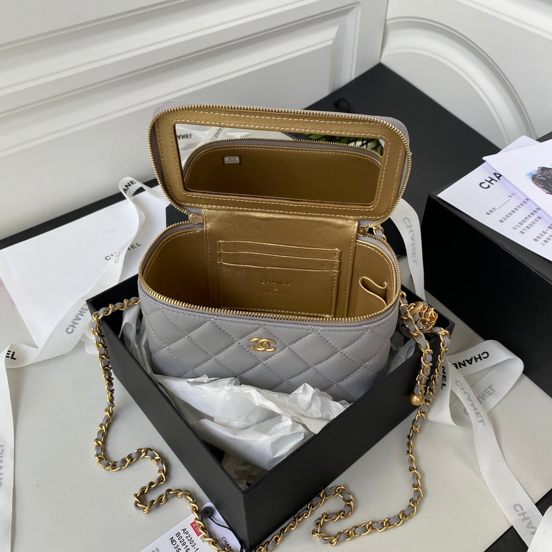 Chanel - Luxury Bag - CHL - 1090