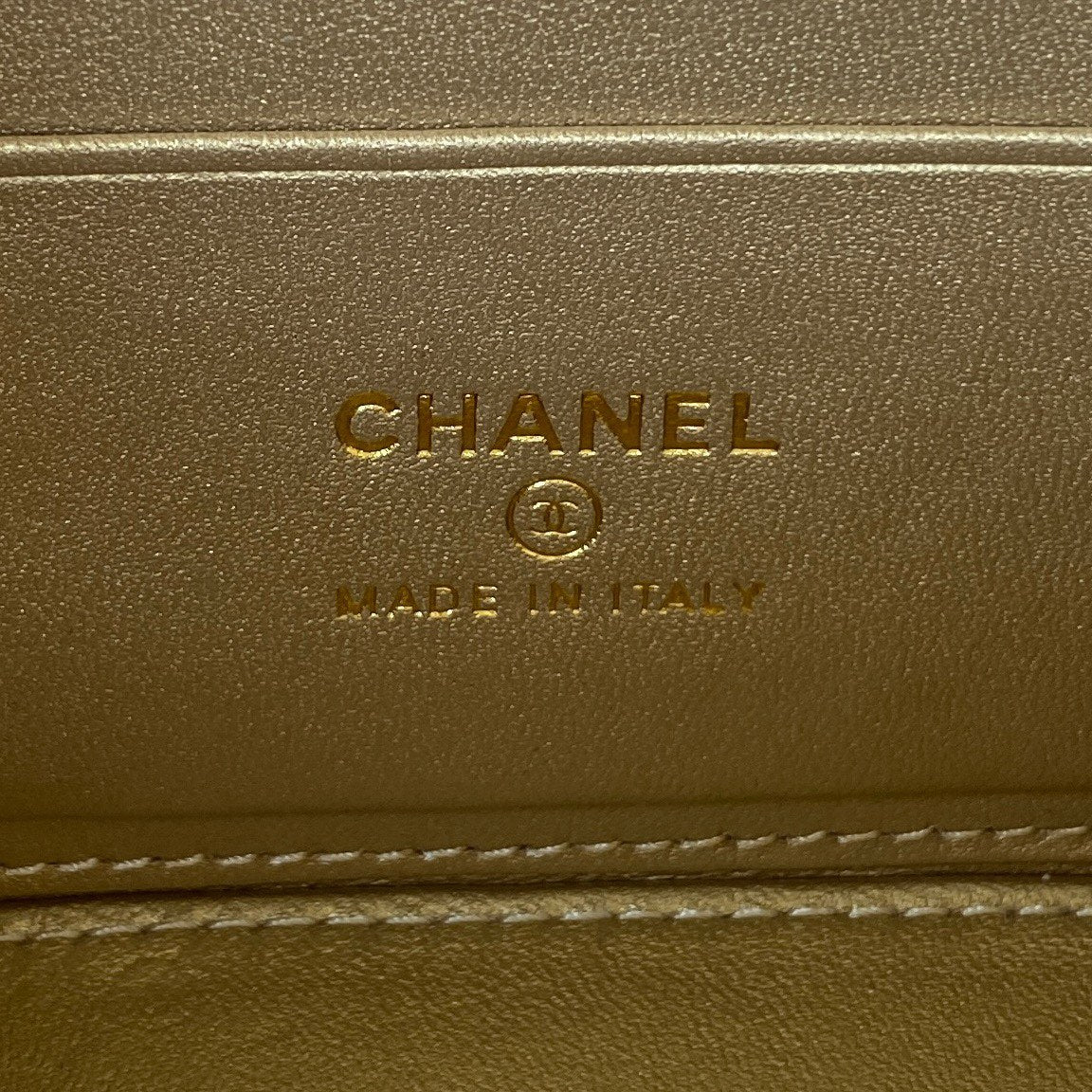 Chanel - Luxury Bag - CHL - 1090
