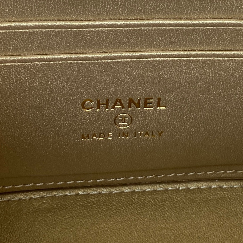 Chanel - Luxury Bag - CHL - 1093