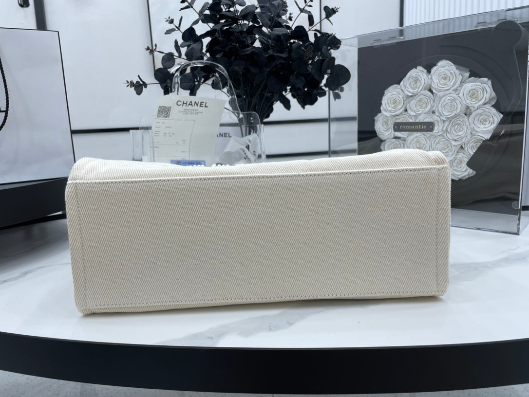 Chanel - Luxury Bag - CHL - 366