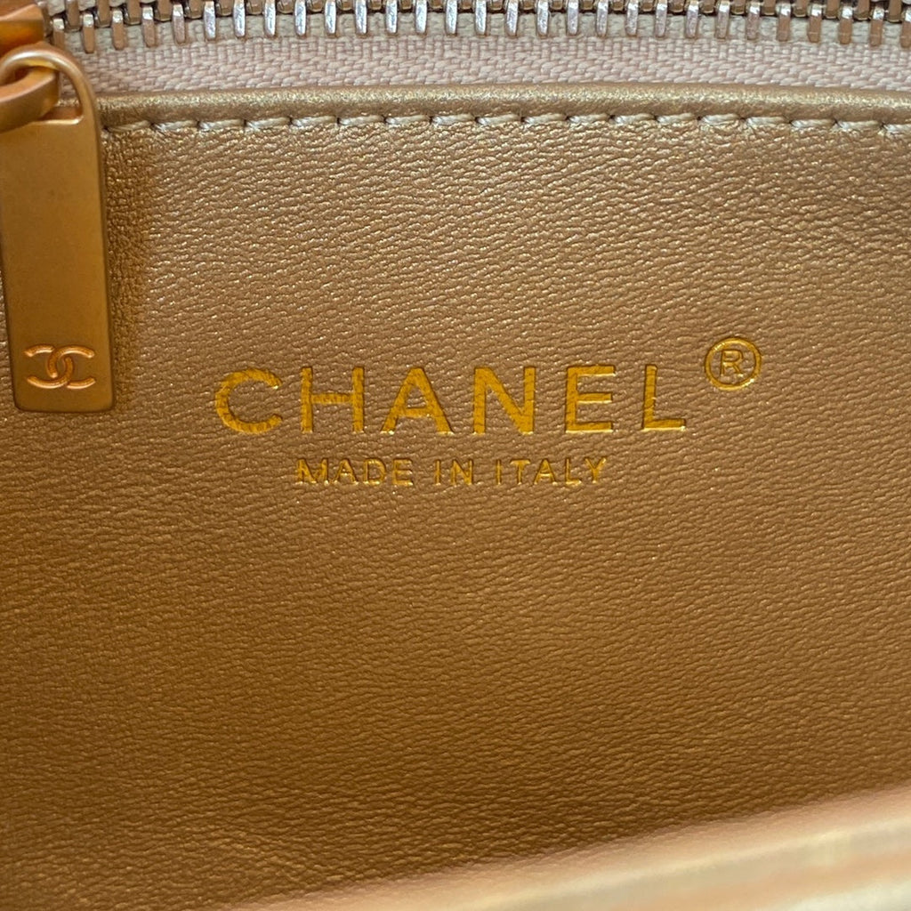 Chanel - Luxury Bag - CHL - 704