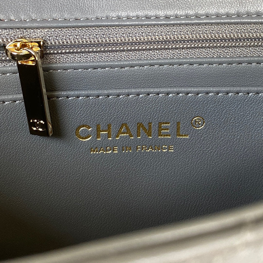 Chanel - Luxury Bag - CHL - 686