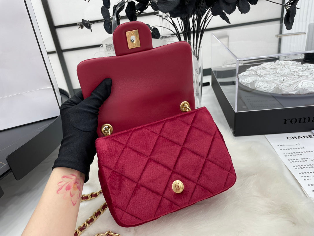 Chanel - Luxury Bag - CHL - 668