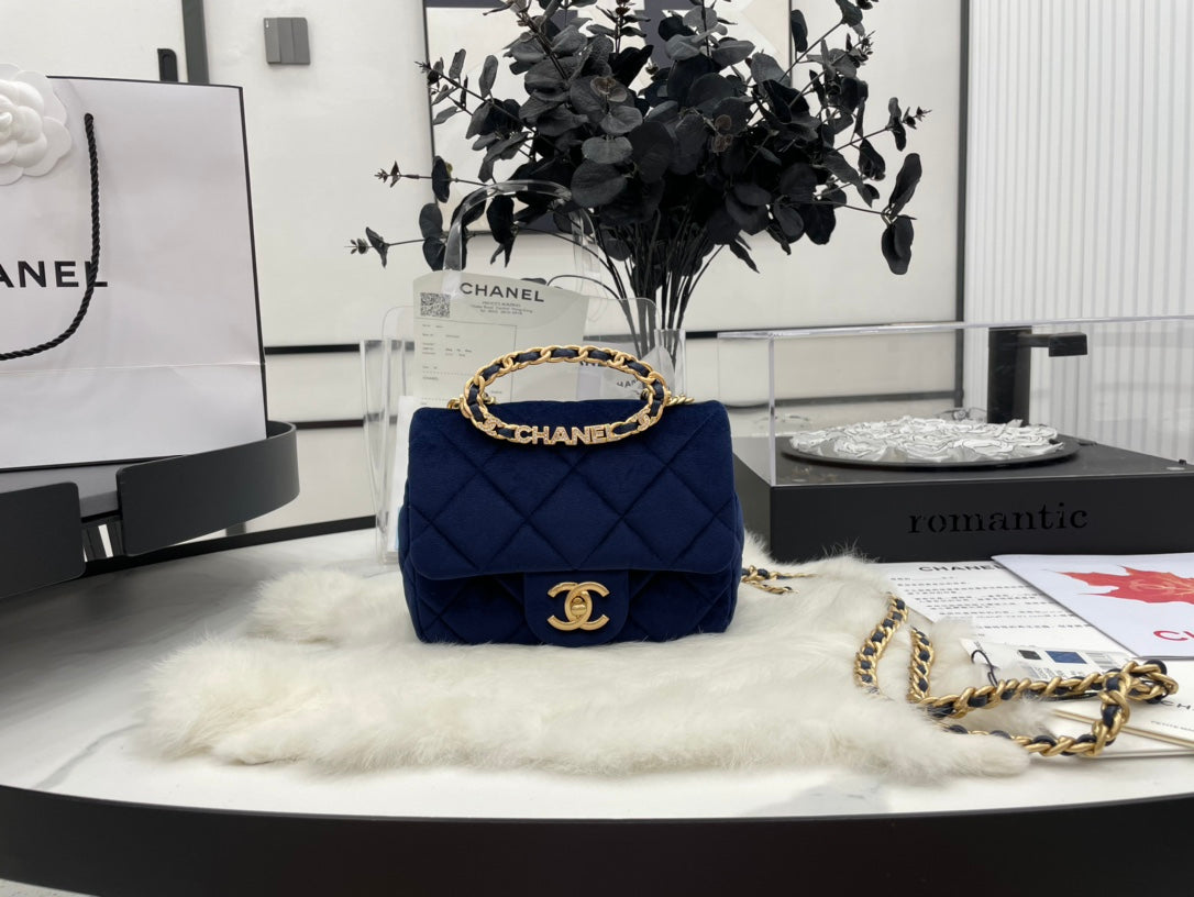 Chanel - Luxury Bag - CHL - 669