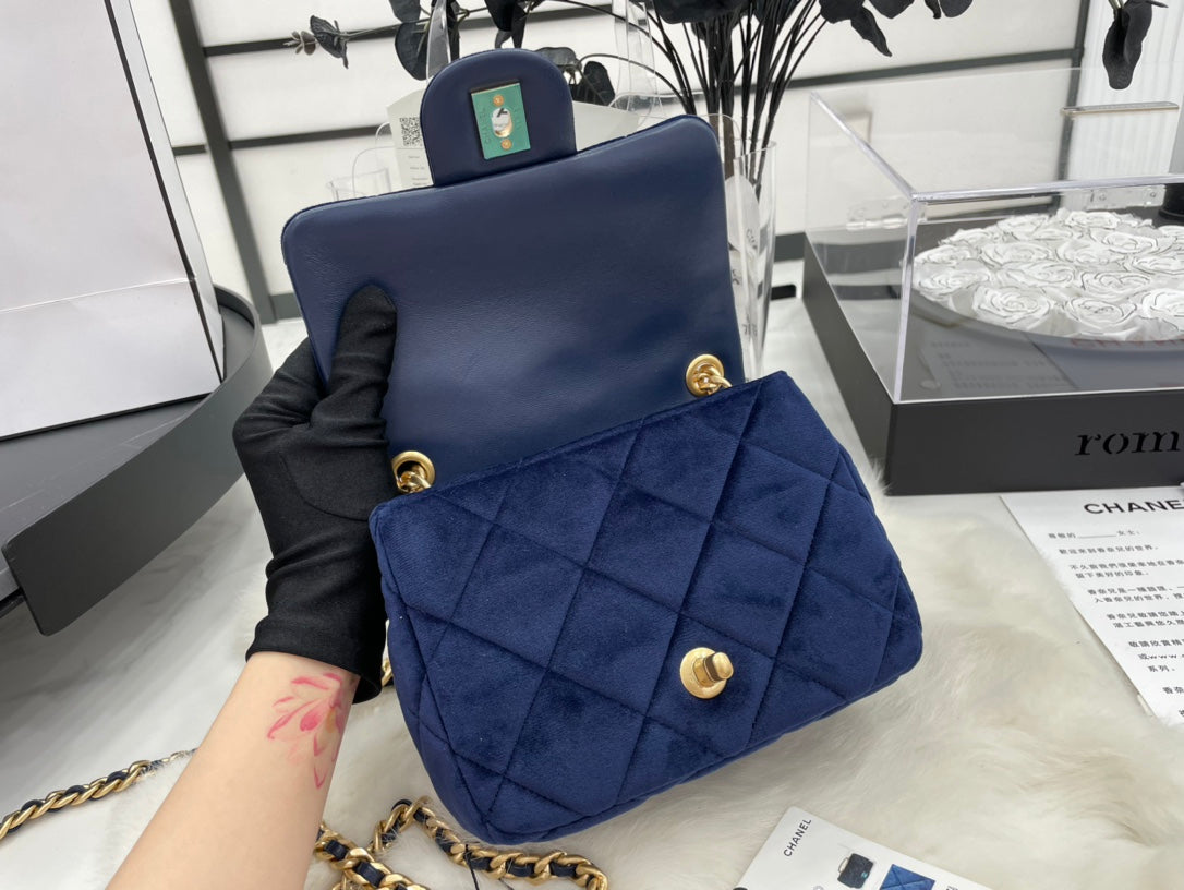 Chanel - Luxury Bag - CHL - 669