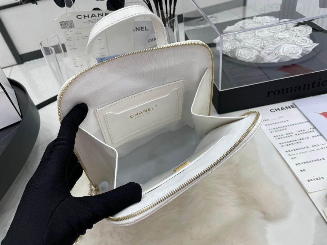 Chanel - Luxury Bag - CHL - 1066