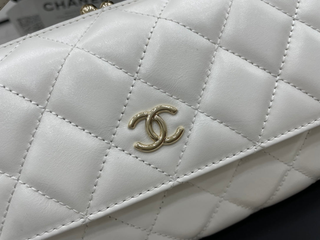 Chanel - Luxury Bag - CHL - 642
