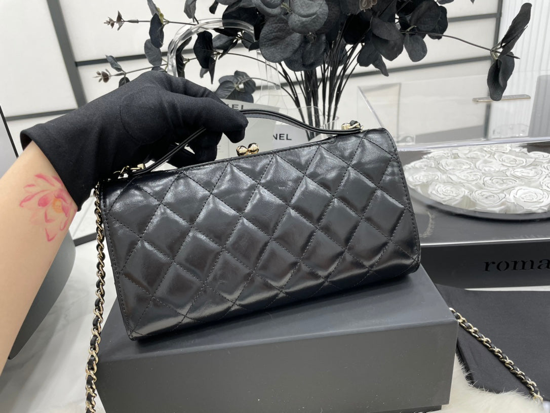 Chanel - Luxury Bag - CHL - 641