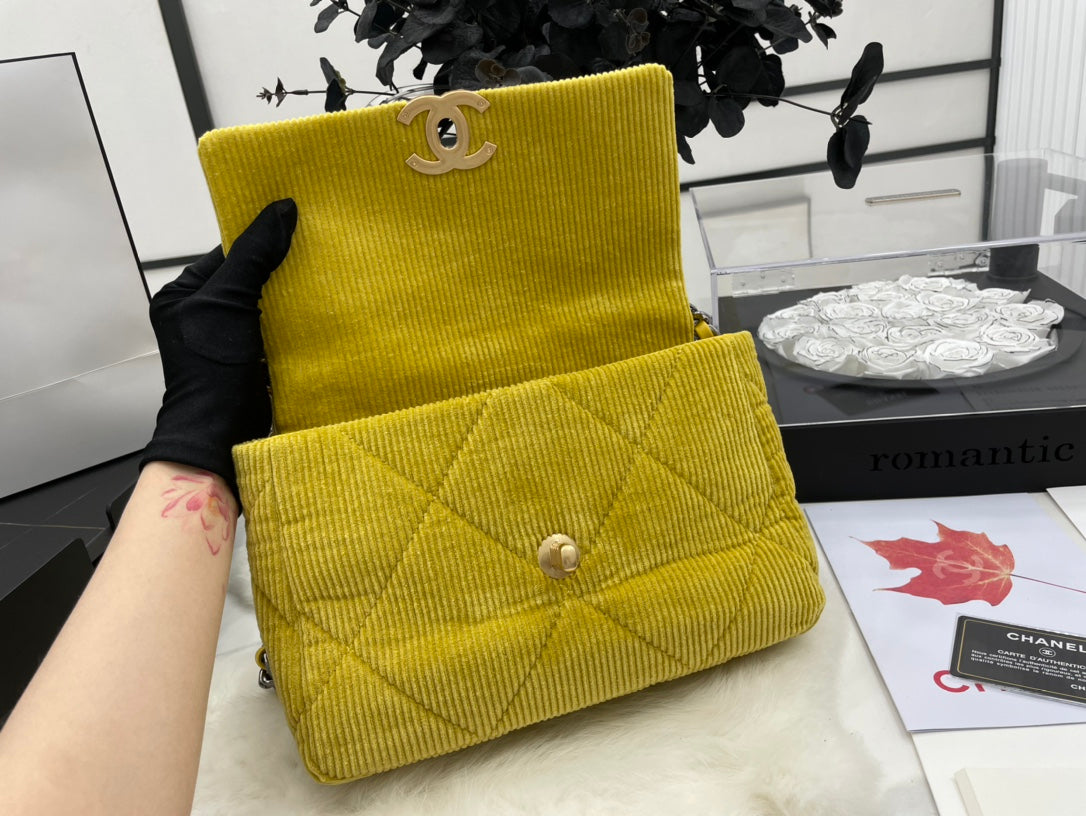 Chanel - Luxury Bag - CHL - 676