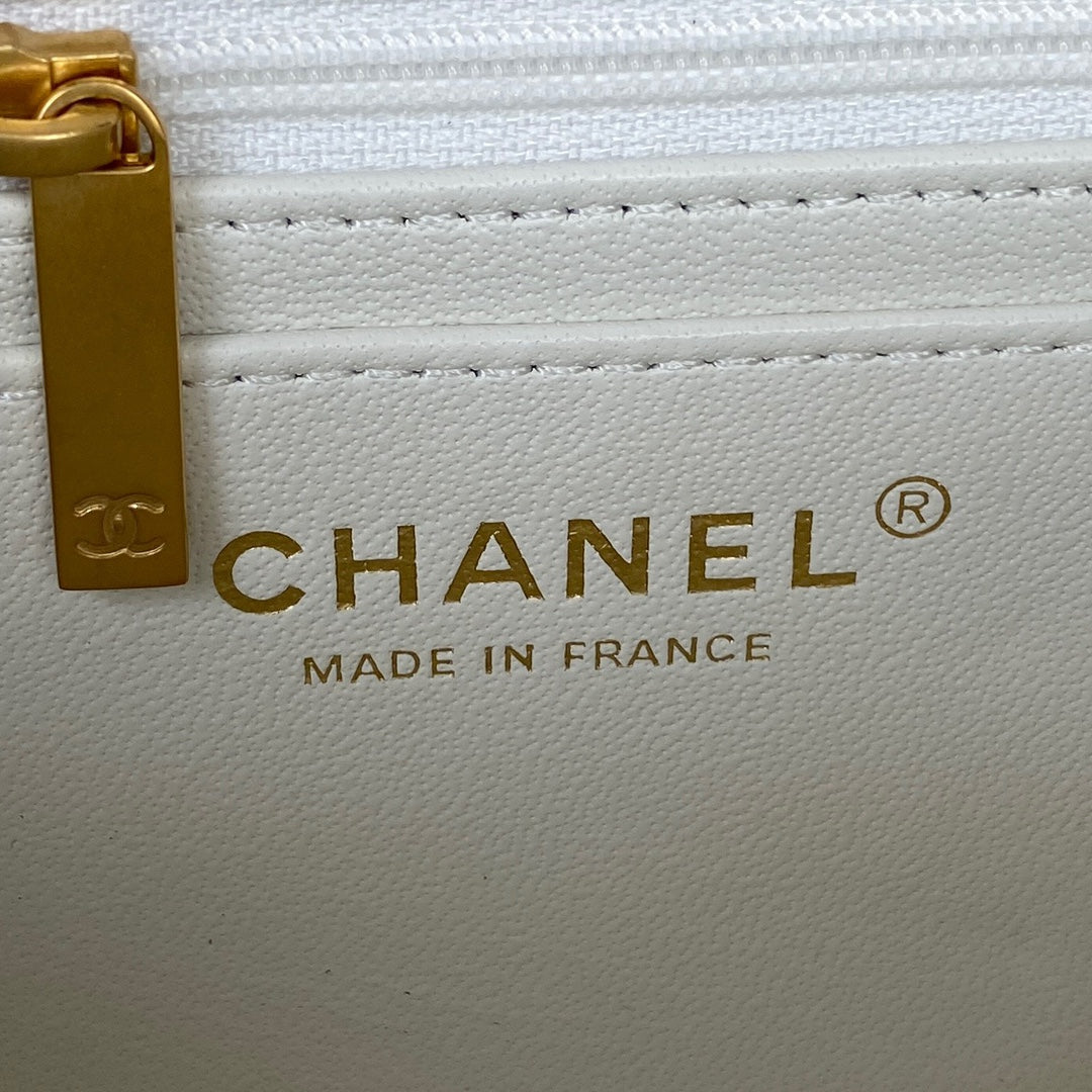 Chanel - Luxury Bag - CHL - 696