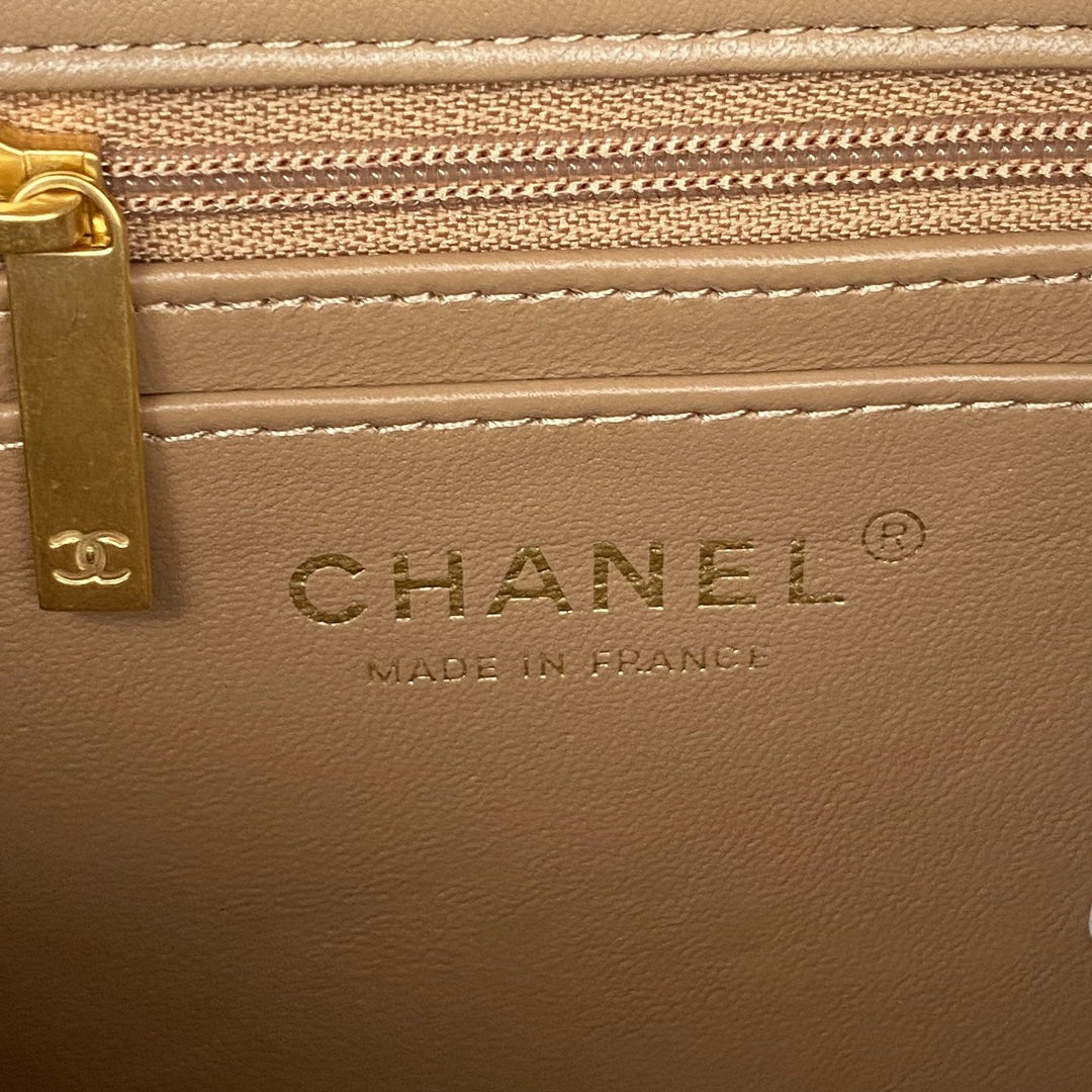 Chanel - Luxury Bag - CHL - 695