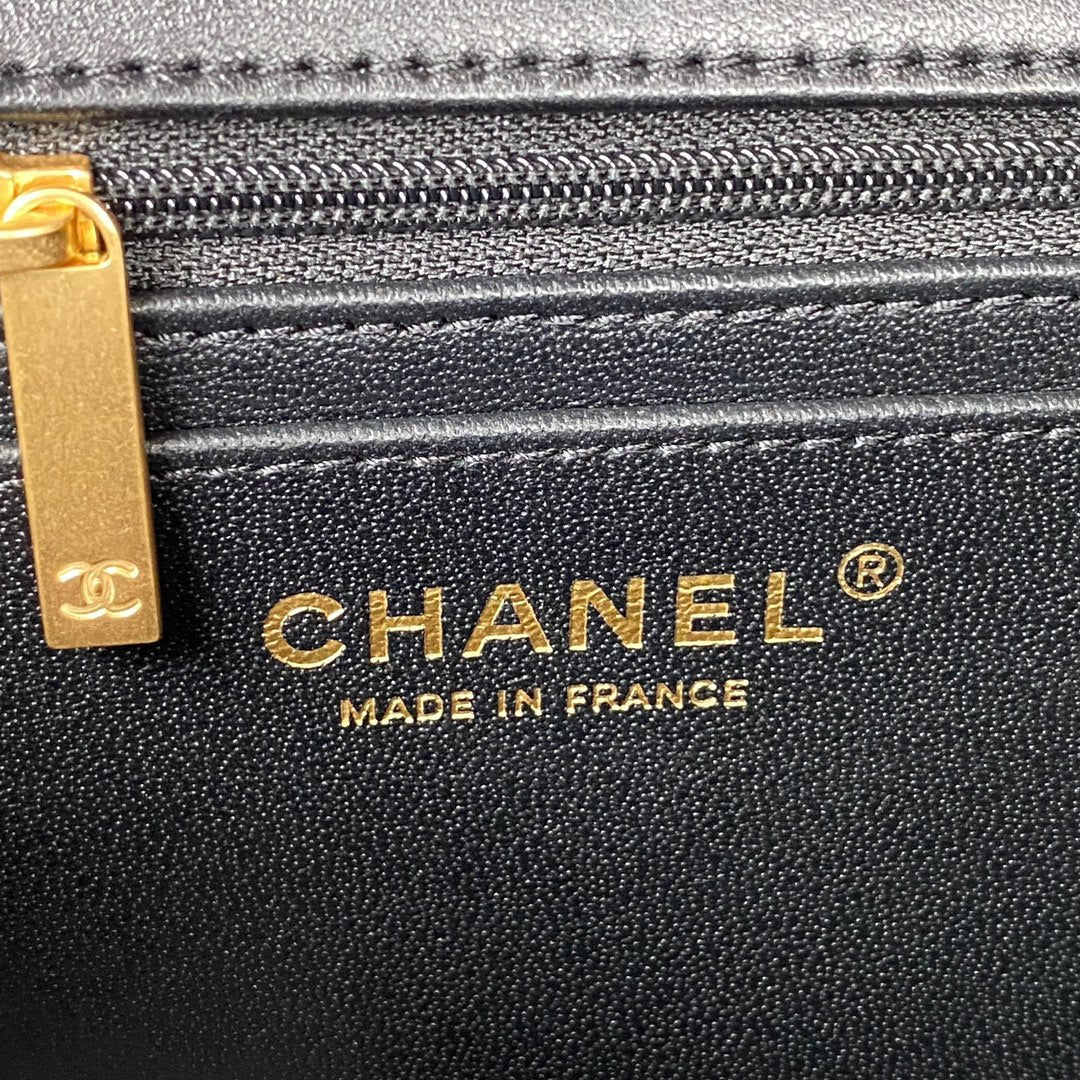 Chanel - Luxury Bag - CHL - 699