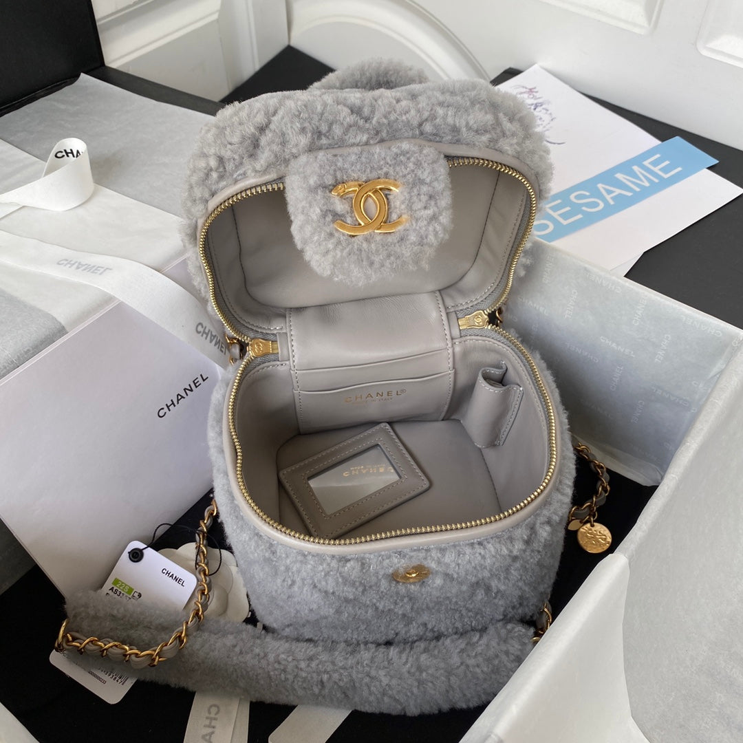 Chanel - Luxury Bag - CHL - 1075