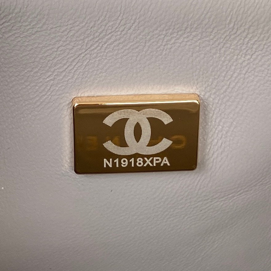 Chanel - Luxury Bag - CHL - 1075