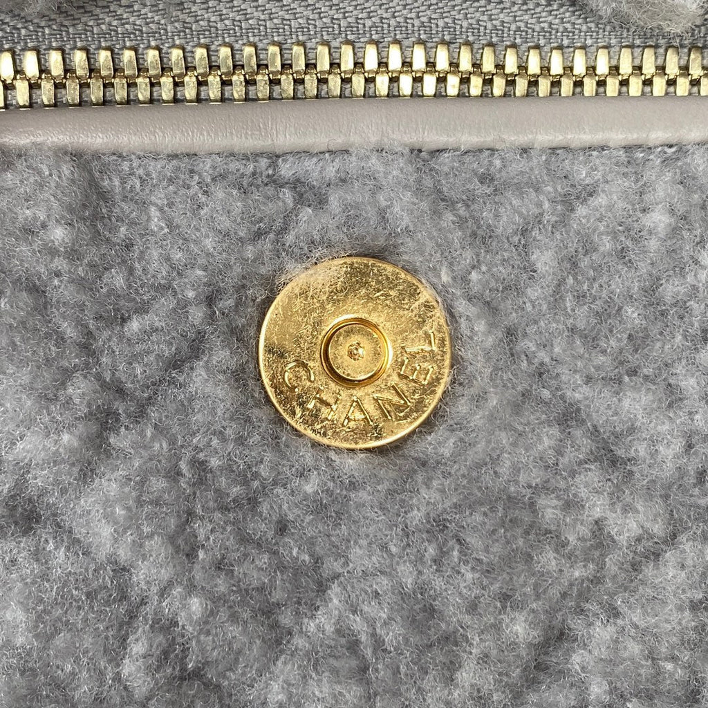 Chanel - Luxury Bag - CHL - 1075