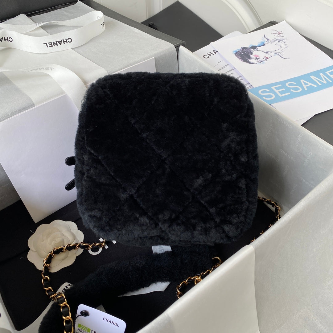 Chanel - Luxury Bag - CHL - 1077