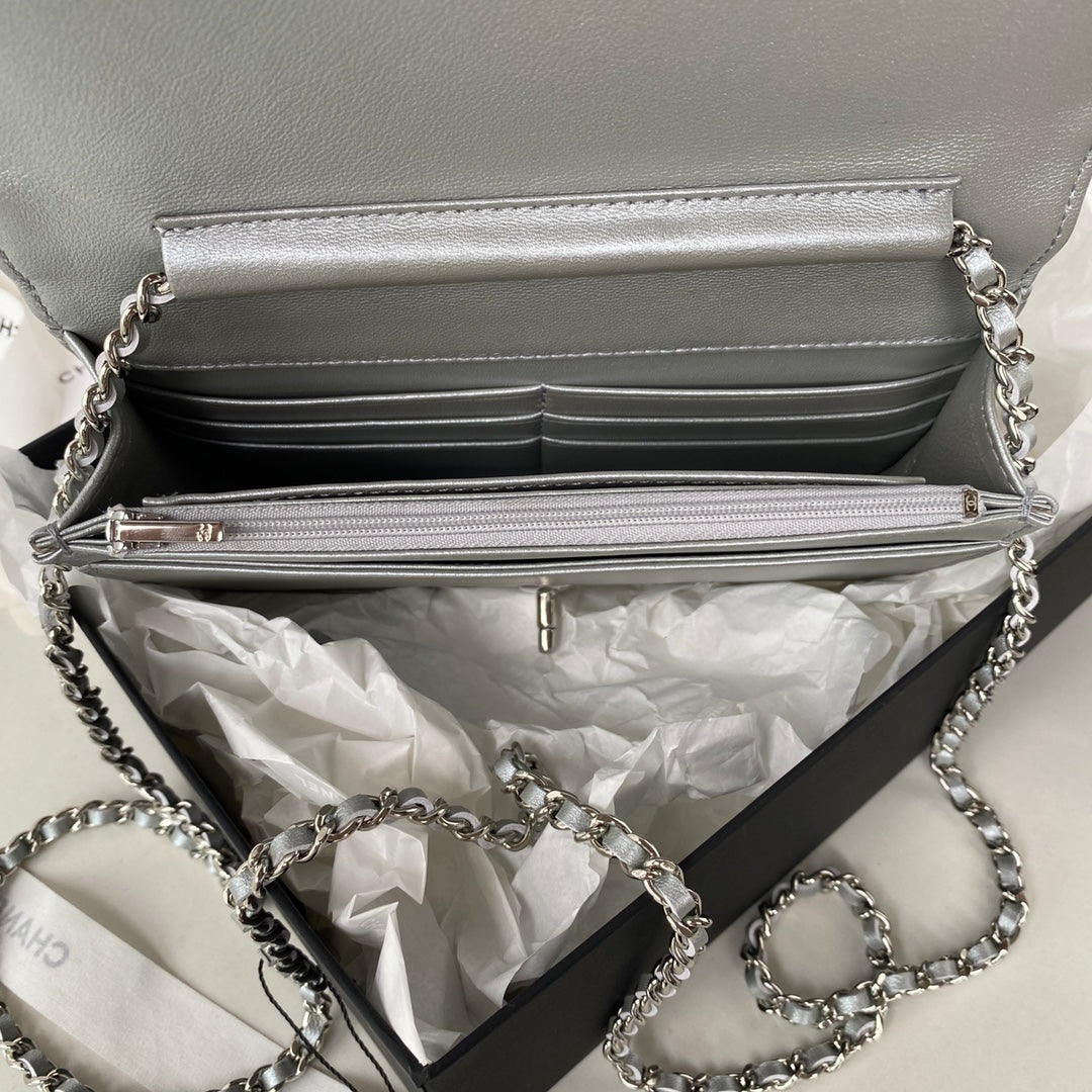 Chanel - Luxury Bag - CHL - 1070