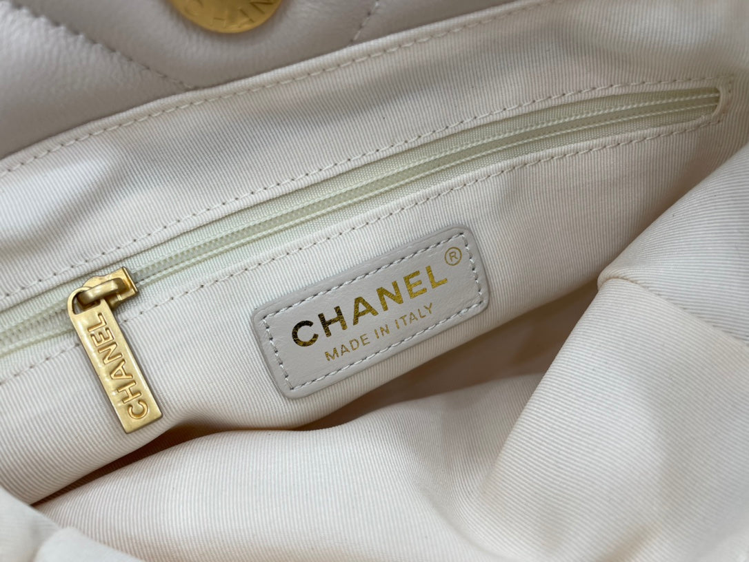 Chanel - Luxury Bag - CHL - 646