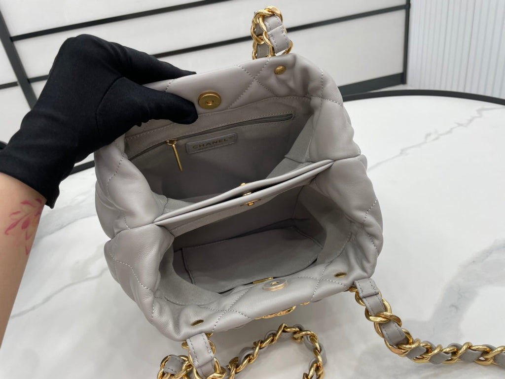 Chanel - Luxury Bag - CHL - 645