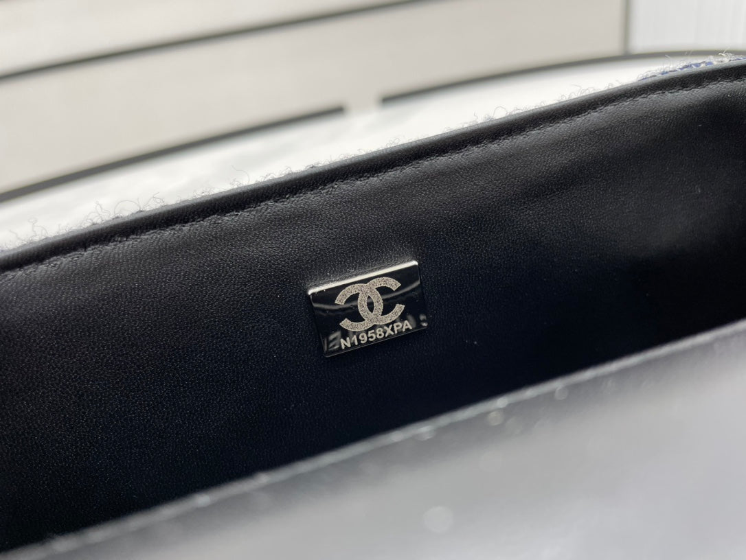 Chanel - Luxury Bag - CHL - 667
