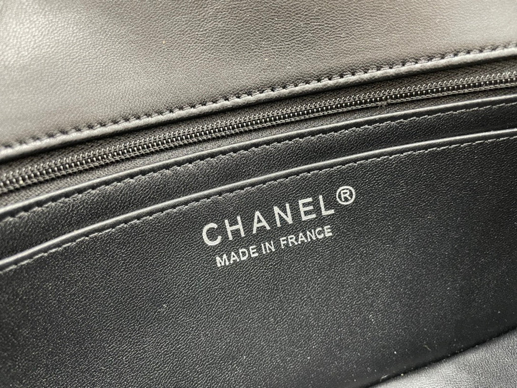 Chanel - Luxury Bag - CHL - 667