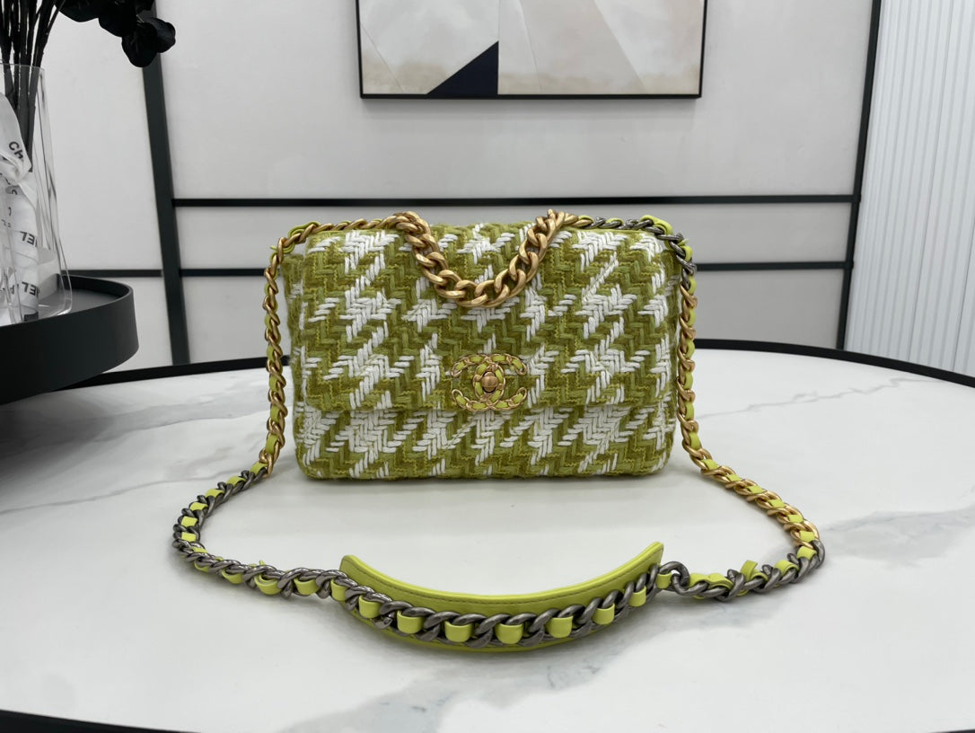 Chanel - Luxury Bag - CHL - 678
