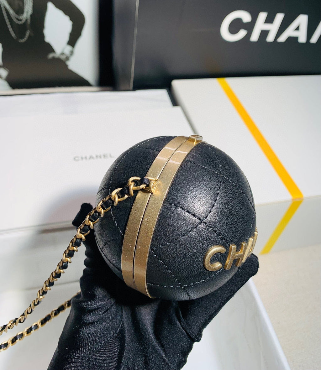 Chanel - Luxury Bag - CHL - 636