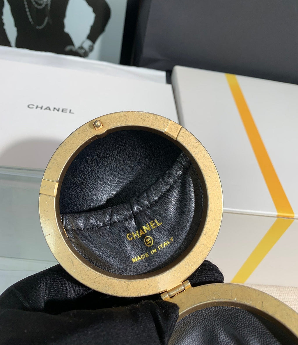 Chanel - Luxury Bag - CHL - 636
