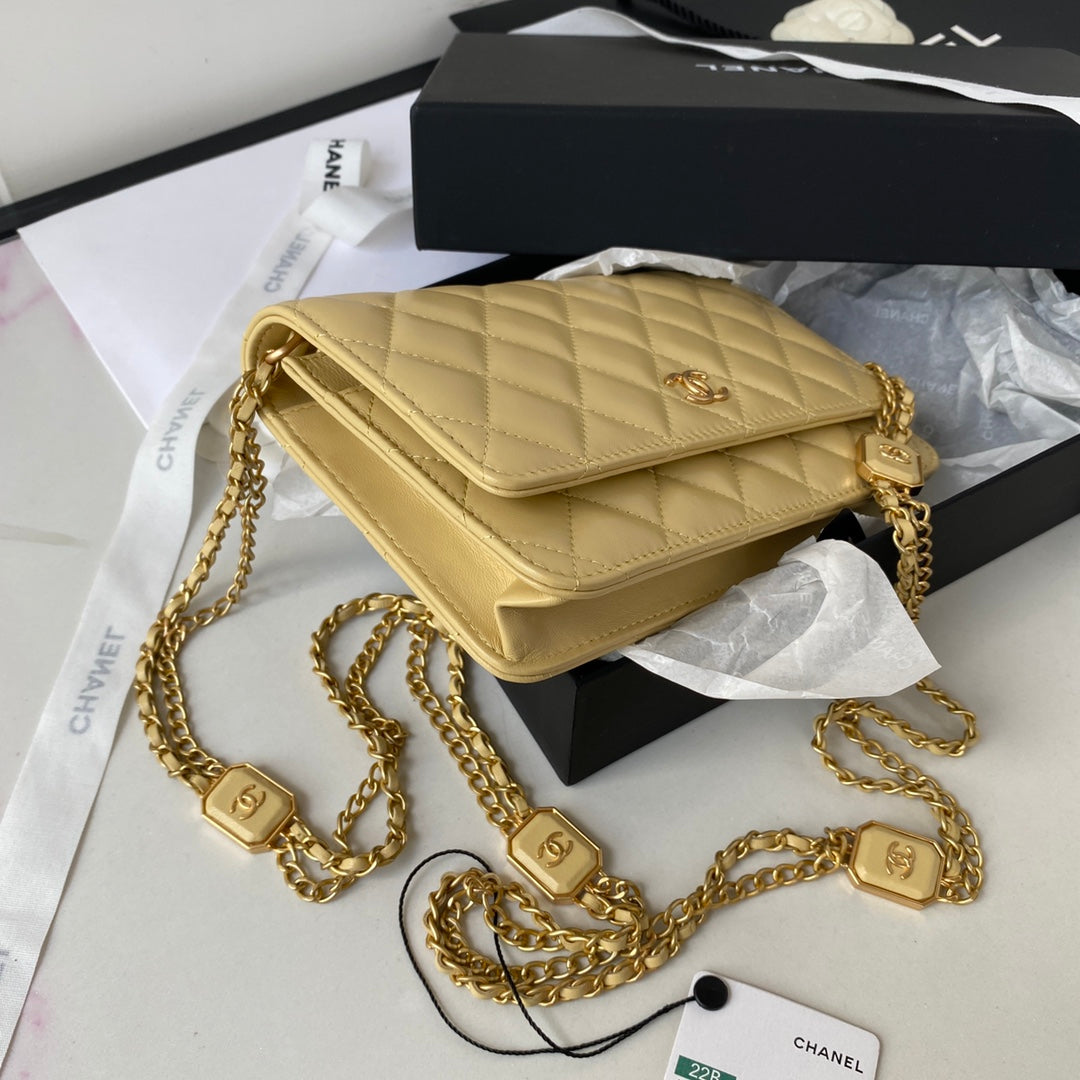 Chanel - Luxury Bag - CHL - 702